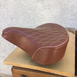 Seat for your ass    / bycicle seat leather titts 