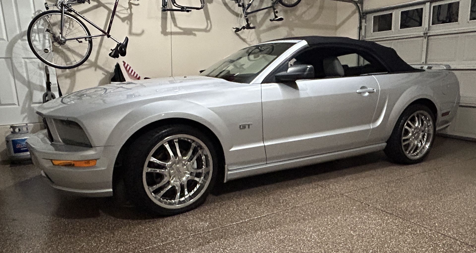 2005 Ford Mustang