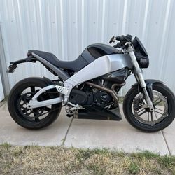 2005 Buell XB9SX