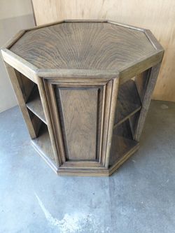 Thomasville Hexagon Table