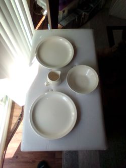 Stoneware earthin ware set