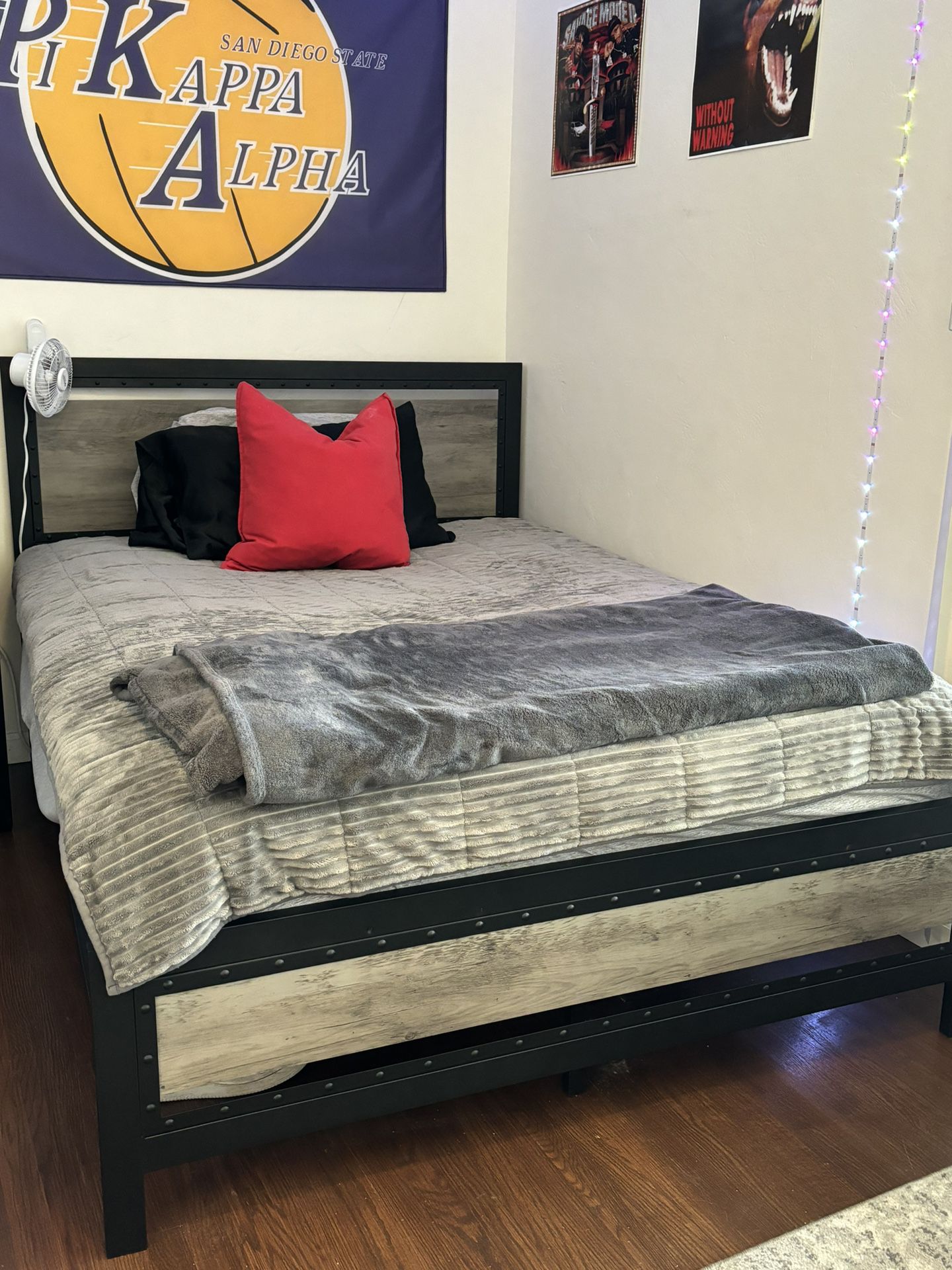 Full Size Bed Frame And Mattress 