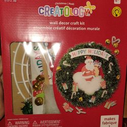 Createology Christmas Wall Decor Craft Kit - Wreath