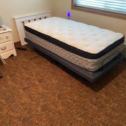 Queen and King Mattress, Awesome Deal!