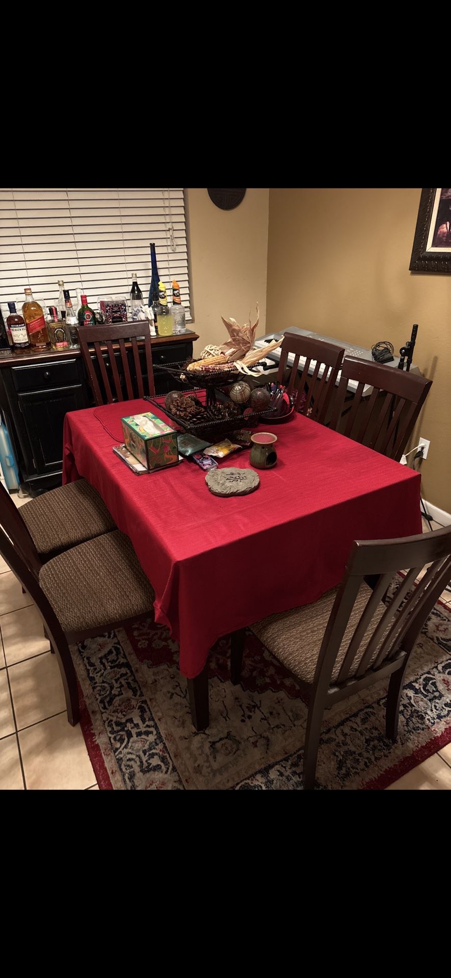 Table with a six chair