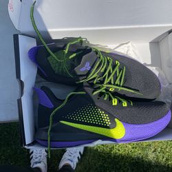 New Mamba Fury Shoes Size 10.5