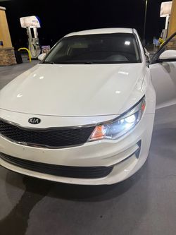 2018 KIA Optima