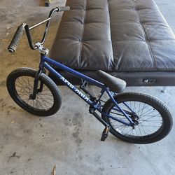 Kink BMX bike