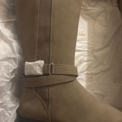 Brand New Must Go !