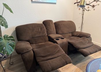 Duo sofa recliners
