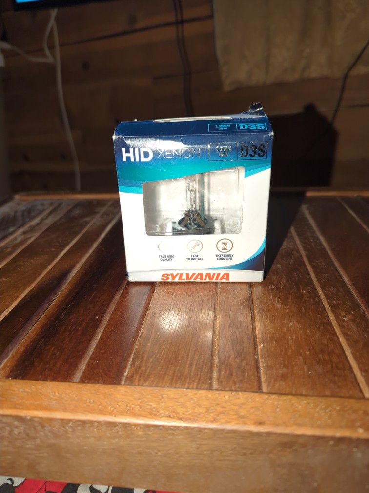 Sylvania D3S Headlight Bulb