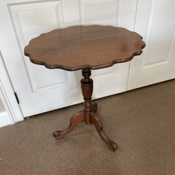 Vintage Federal Style Mahogany Tilt Top Table By Imperial Furniture Grand Rapids