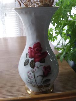 Floral vase
