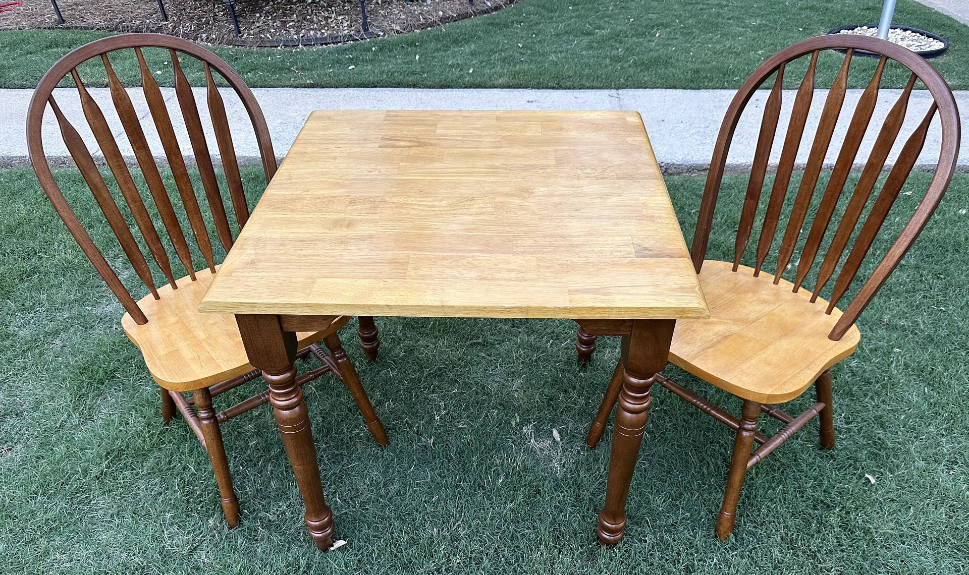 (It’s All SOLID WOOD) Solid Oak Wood Dining Table W/ 2 Chairs (Made By Sunset Trading)
