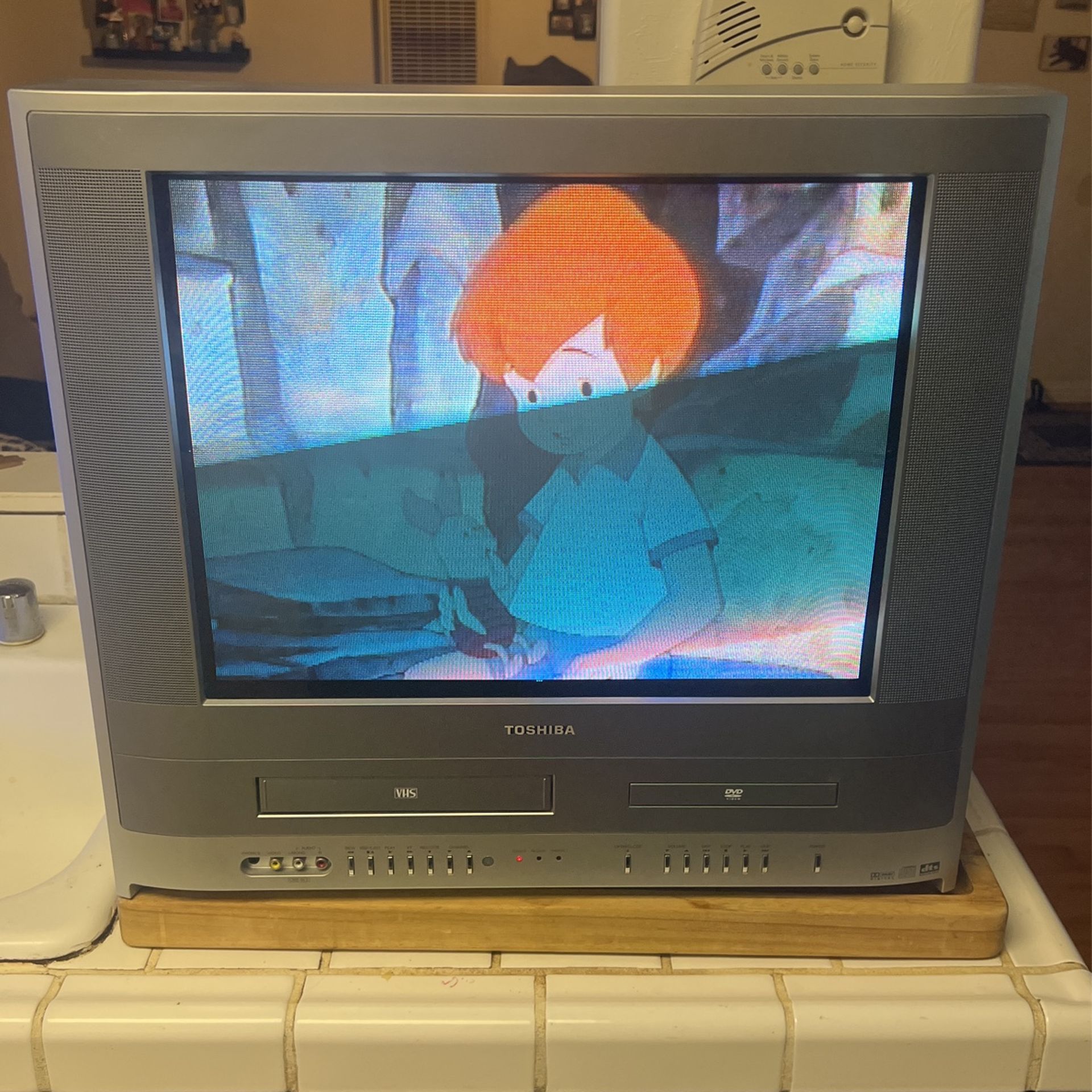 Toshiba MW20FP3 20” CRT Retro Gaming TV With VCR AND DVD BUILT IN!!
