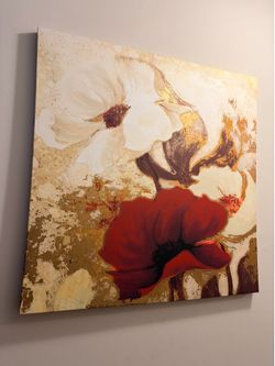 Decor- Canvas Pics