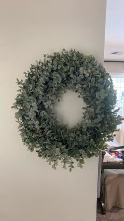 A green wreath