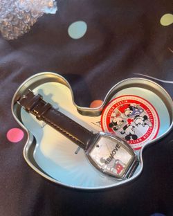 Mickey Mouse Watch GREAT CONDITION‼️ CHECK OUT MY OTHER LISTINGS‼️