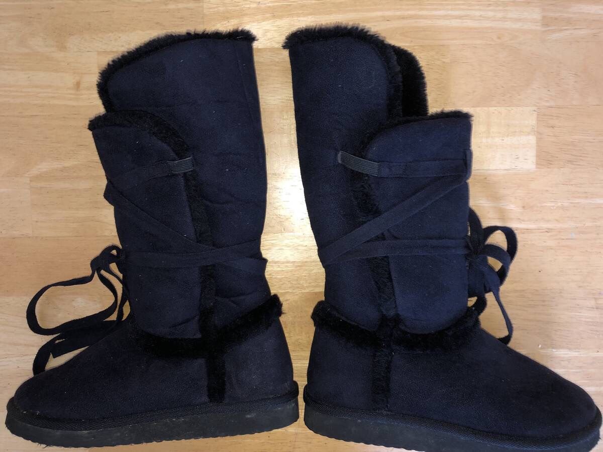 Black Boots