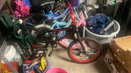 Red and black husky kids bike