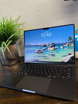 MacBook Pro 14” M5 32gb/512gb Black