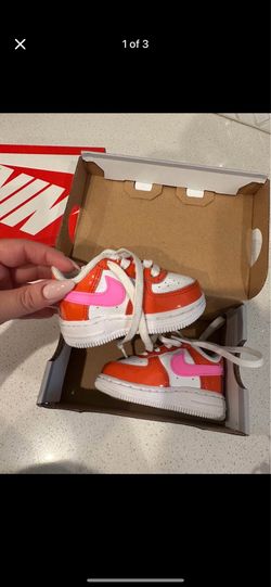 Baby shoes