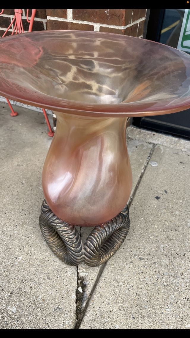 Estate Sale Happening Now 
