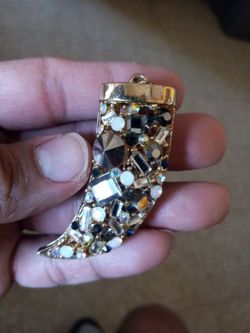 Multi Rhinestone Horn Charm