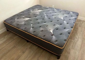 King Size Bed + Low Profile Platform
