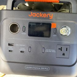Selling Jackery Explorer 300 Plus