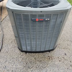 Trane Condenser 