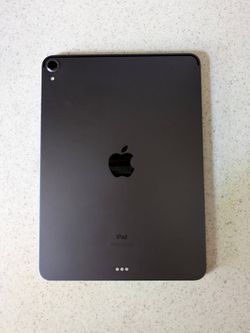 iPad Pro 11-inch Wi-Fi 64GB A1980 Locked for Sale in West Palm