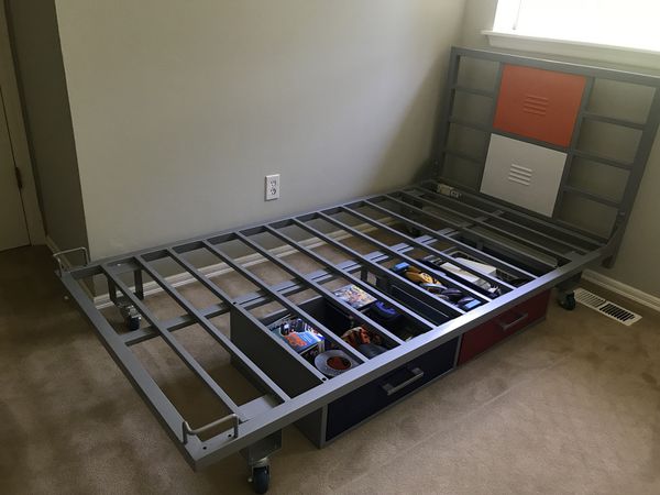 Twin Bed Frame Like Pottery Barn Locker Room Collection For Sale In Puyallup Wa Offerup,Christina El Moussa Net Worth 2019