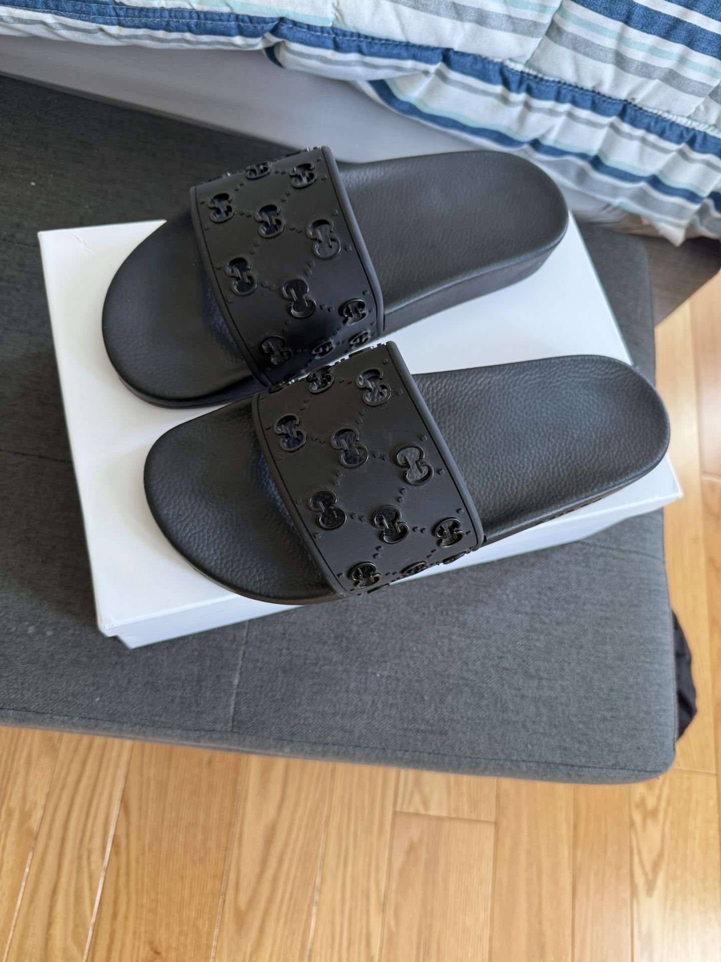 mens gucci slides