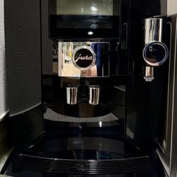 Jura J8 Fully Automatic Espresso Machine