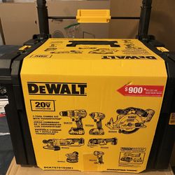 DEWALT COMBO DRILL  7 PCS ( 3 Batteries + Charger )