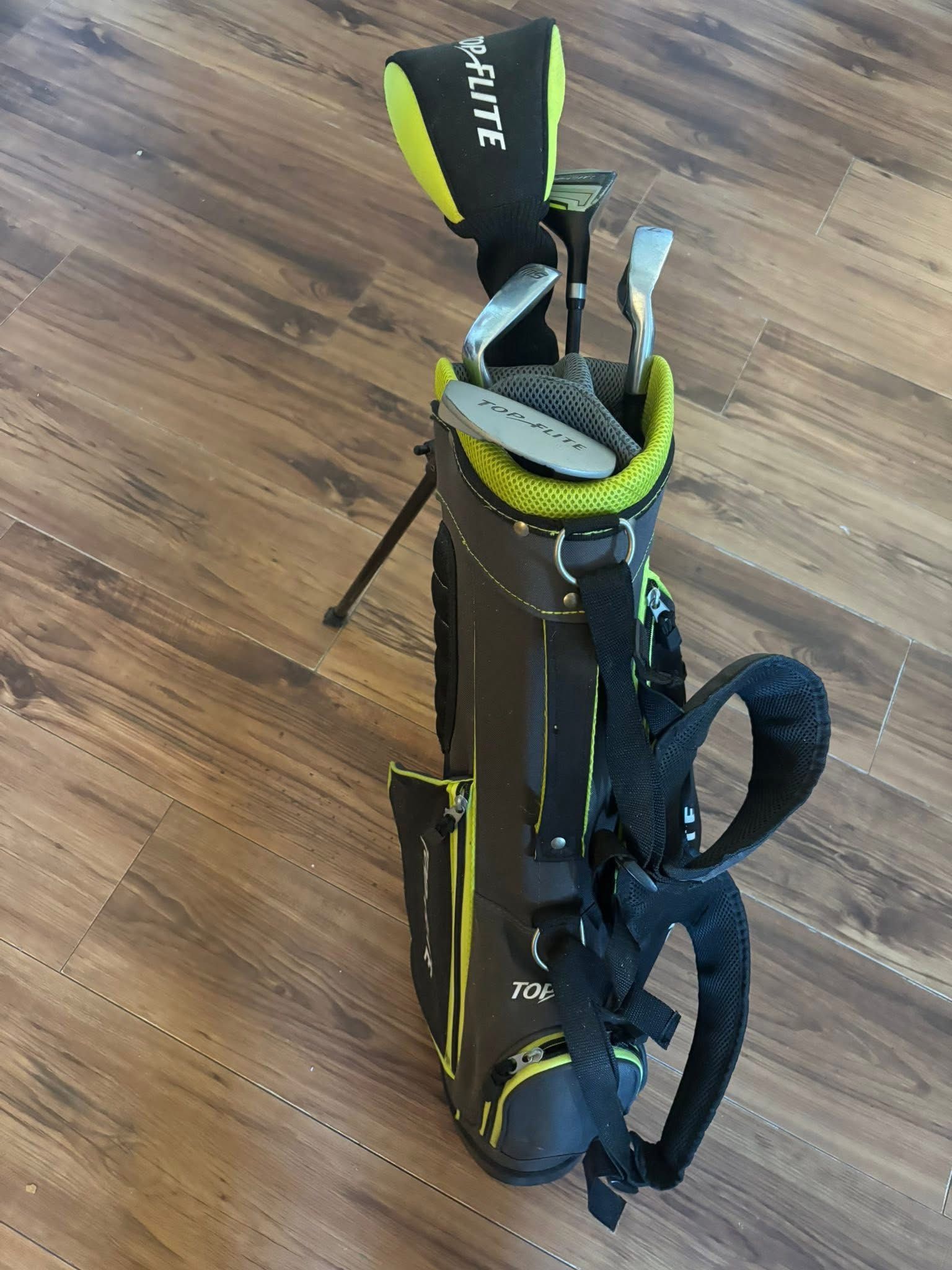 Top Flite Kids/Junior Golf Set (5-8 yrs) - Complete Set.