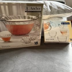 Glass Anchor Victoria Punch Bowl And 8 Cups With Hooks