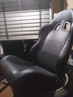 Bucket seat
