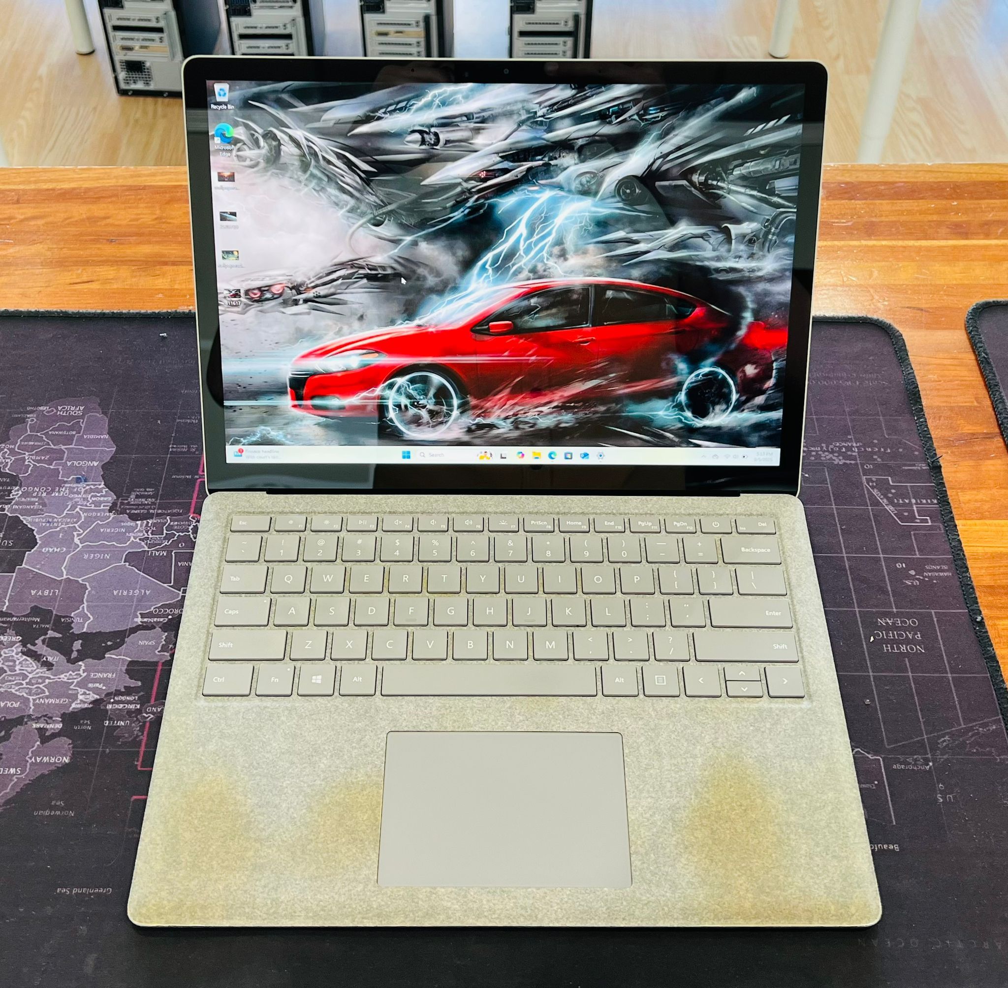 Microsoft Surface Laptop TouchScreen Core i5 4GB 120GB SSD Windows 11