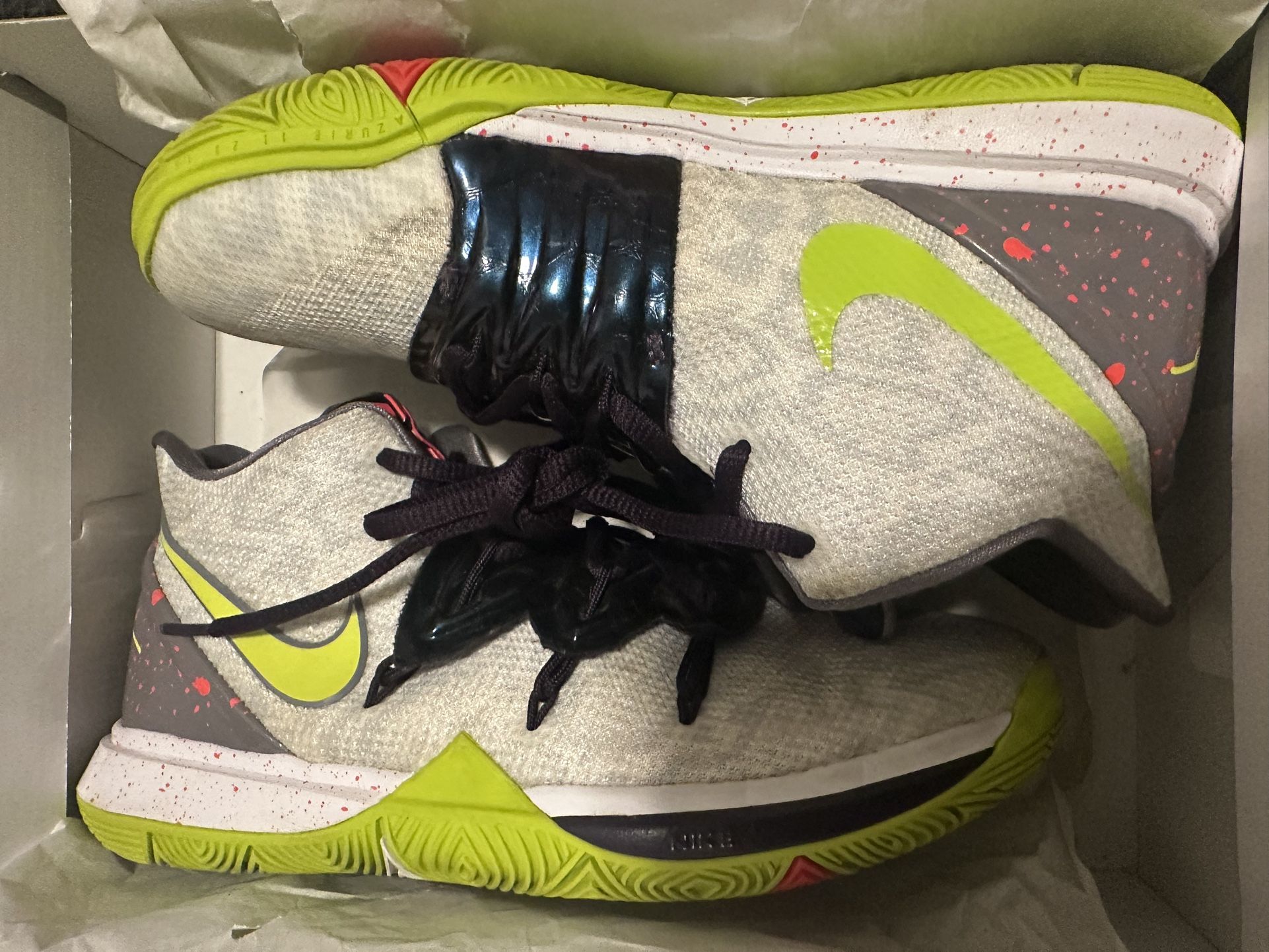 NIKe Kyrie Mamba Mentality (GS)