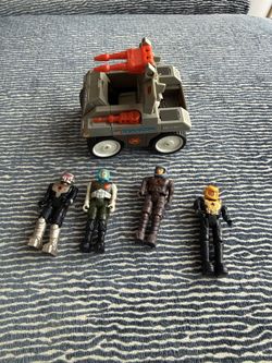 Vintage 1986 Coleco Starcom Laser R.A.T. Vehicle with 4 figurines.