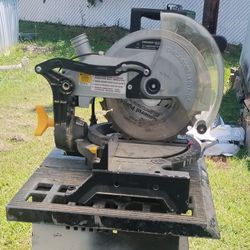 Table & Miter Saw 