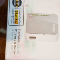 TP-Link Portable Router 
