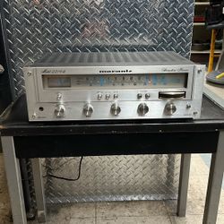 Vintage Marantz 2216B AM/FM Stereophonic Receiver
