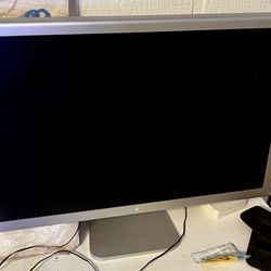 2apple mac g5 desktop servers + apple cinima display