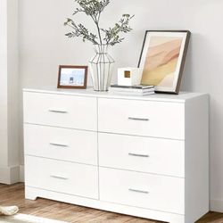 White Minimalistic Six-Drawer dresser
