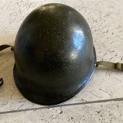 Nice WW2 WWII or Korean Korea war military helmet American US rear seam