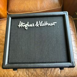 Hughes & Kettner Amp Cab