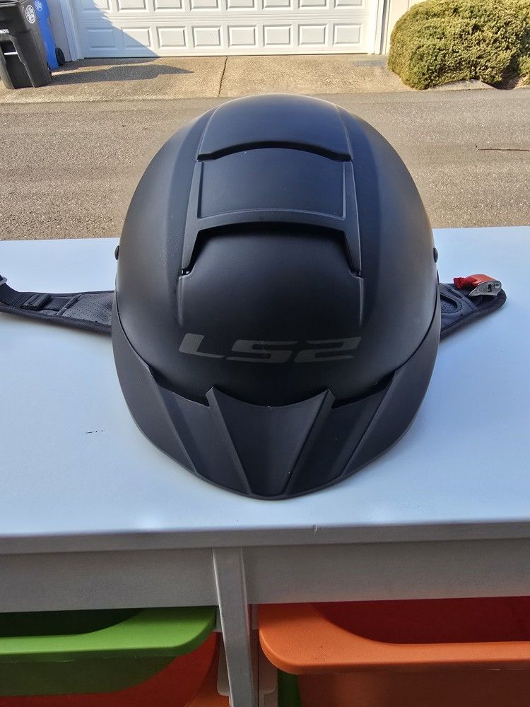 LS2 Motorcycle Helmet With Retractable Visor And VENT